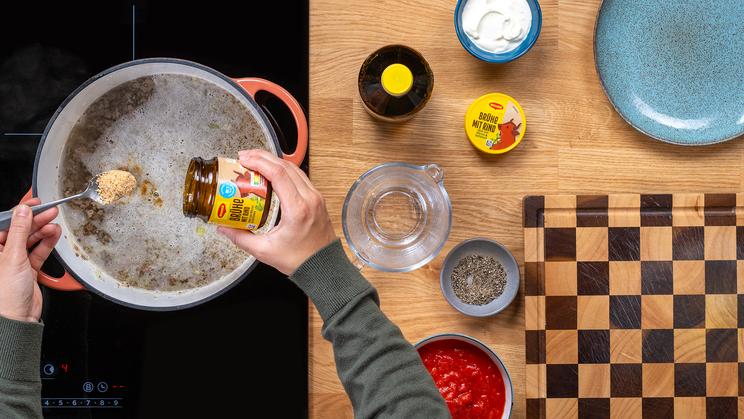 Cremiger One-Pot-Reis mit Hack und Kohl