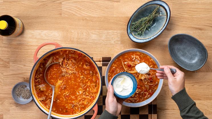 Cremiger One-Pot-Reis mit Hack und Kohl