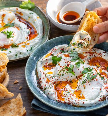 Turkish Eggs mit Joghurt