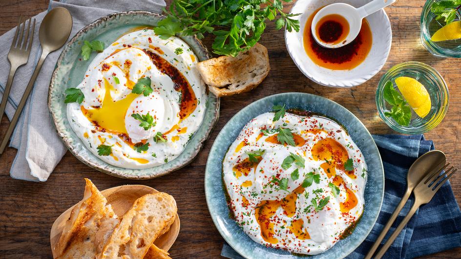 Turkish Eggs mit Joghurt