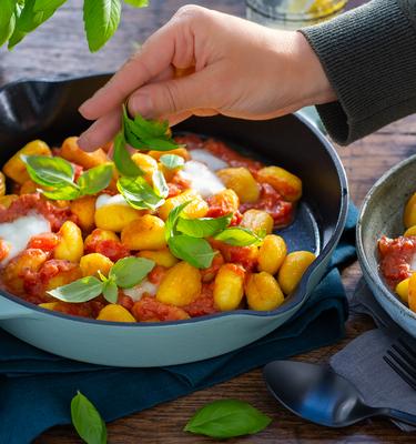 Gnocchi Pfanne Tomate Mozzarella