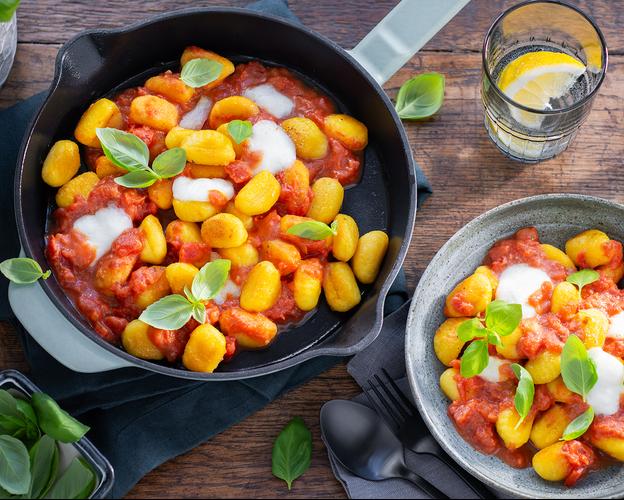Gnocchi Pfanne Tomate Mozzarella