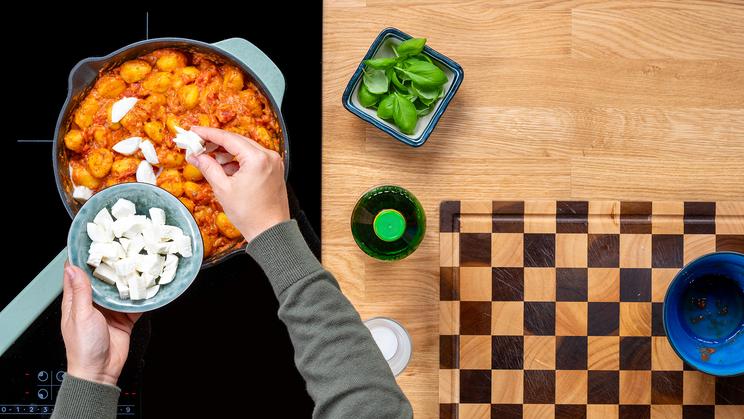 Gnocchi Pfanne Tomate Mozzarella