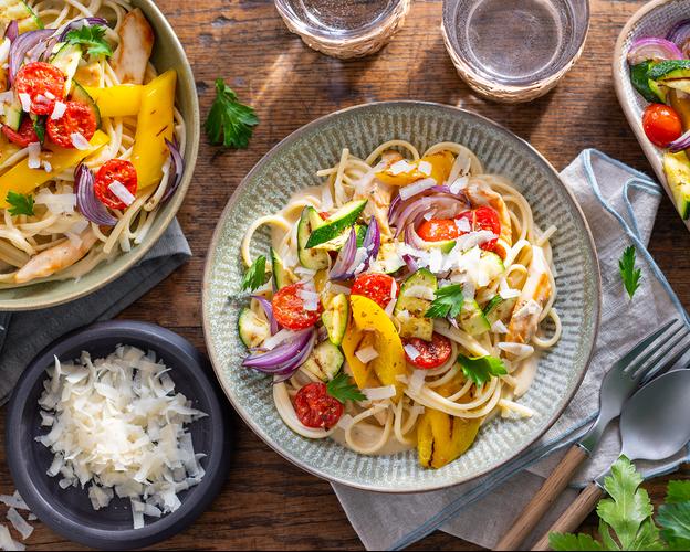 Pasta Alfredo mit Grillgemüse