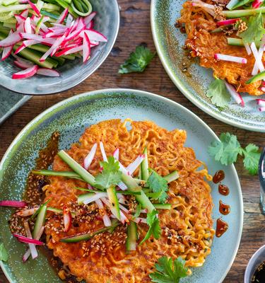 Koreanische Pfannkuchen Spicy cheese-style
