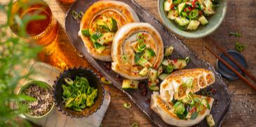 Crispy Dumpling-Rolle in der Pfanne