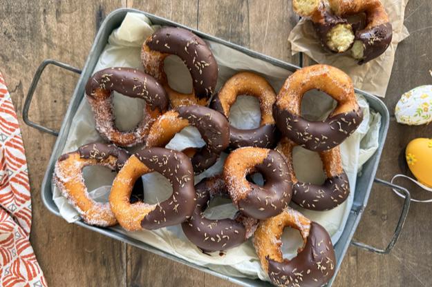 Rosquillas de anís cubiertas con chocolate