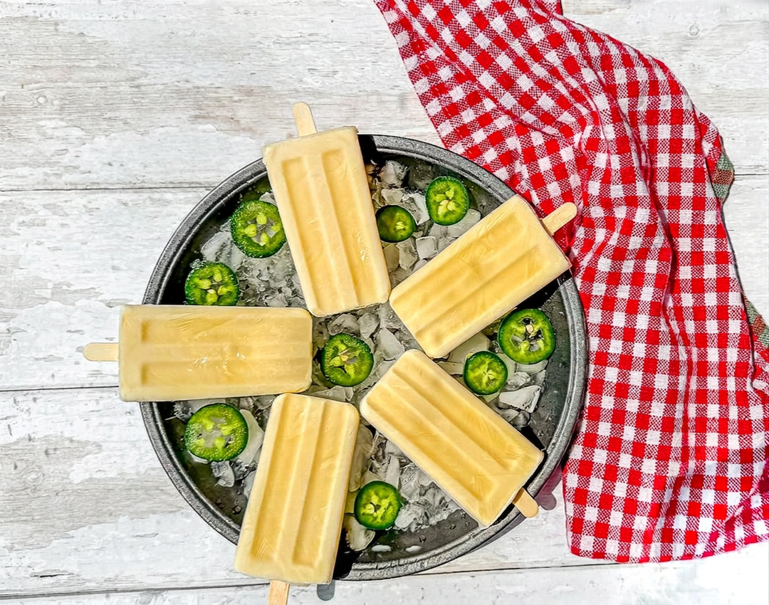 Paletas Dulces con un Toque Picante
