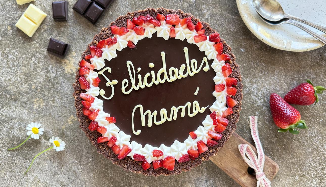 Tarta fácil de chocolate y galletas para el Día de la Madre