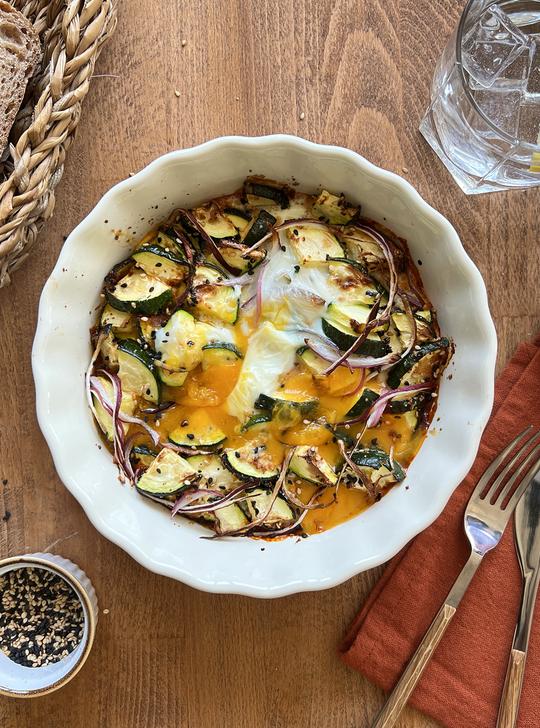 Volcán de Huevo con Calabacín y Tomate